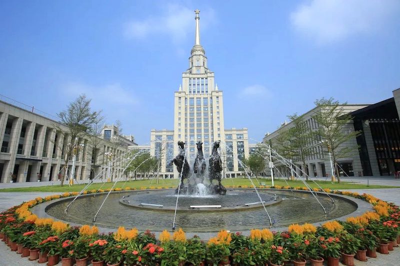 图2：深圳北理莫斯科大学校园场景.jpg