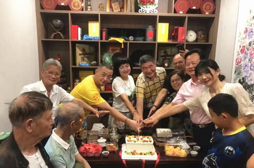 “龙藏”在广州万福路正式开业