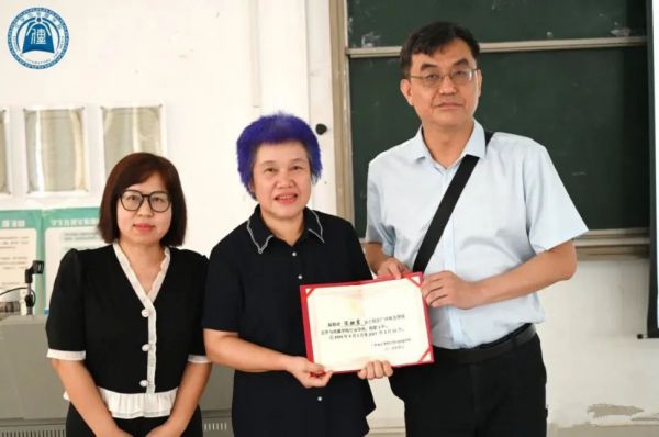 佛山青年作家陈映霞获聘广州南方学院行业导师
