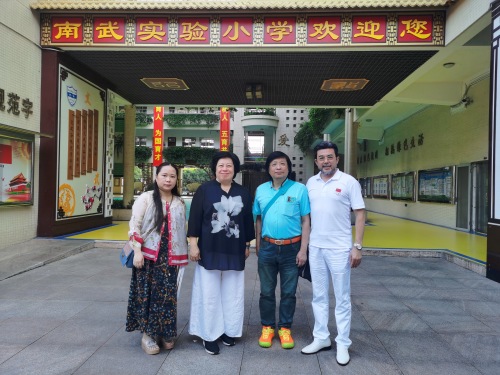 油画艺术家招丽丽到访广东好人工作室广州博爱轩